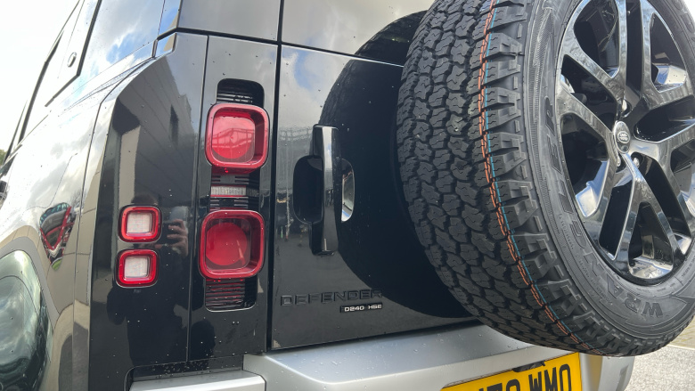 Land Rover Defender 2.0 D240 HSE 110 5dr Auto [6 Seat] Diesel Estate